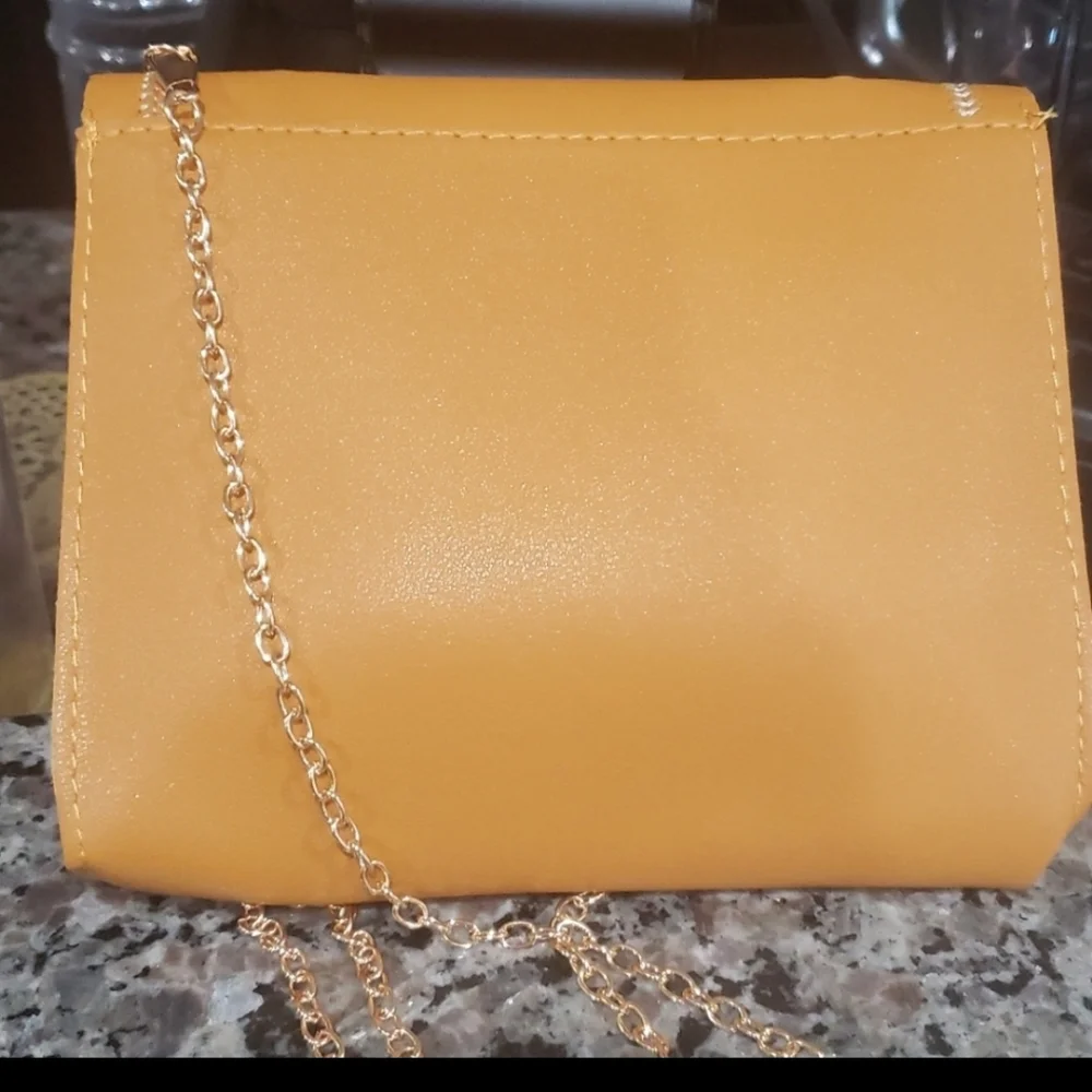 Small fashion bag mini crossbody mustard color - Picture 5 of 17